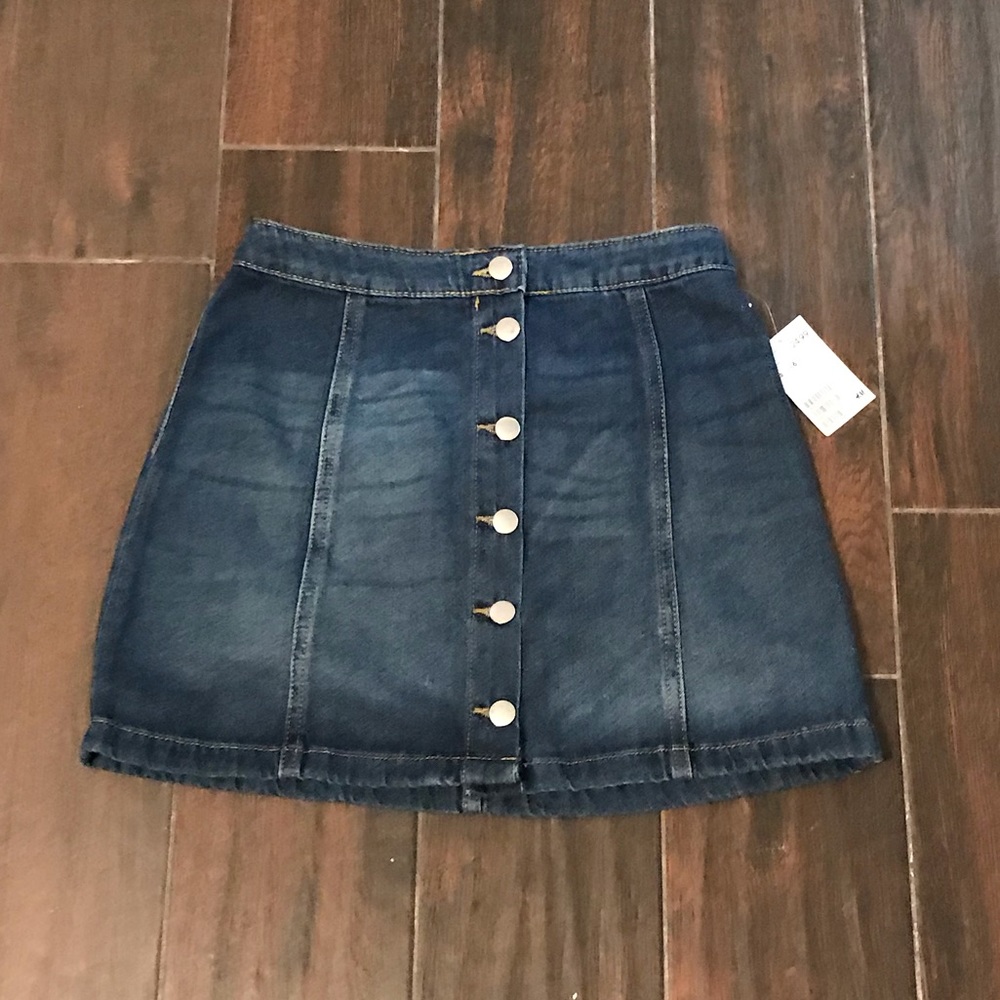 🚨NWT🚨H&M Denim Skirt